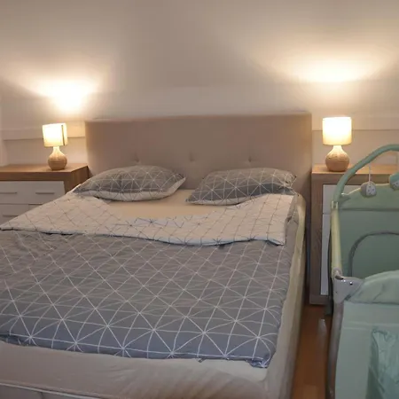 Aparthouse Supreme With Terme Catez Swimming Pools Tickets * Catez ob Savi