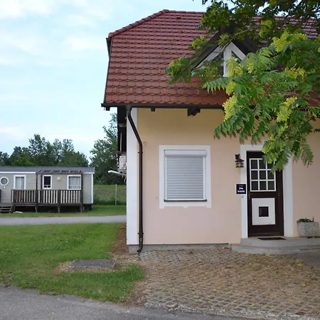 Aparthouse Supreme With Terme Catez Swimming Pools Tickets Catez ob Savi