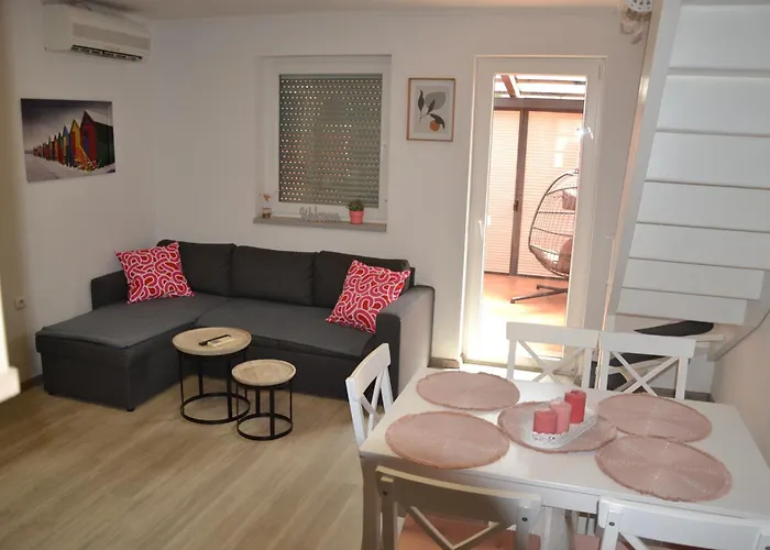 Aparthouse Supreme With Terme Catez Swimming Pools Tickets Lejlighed