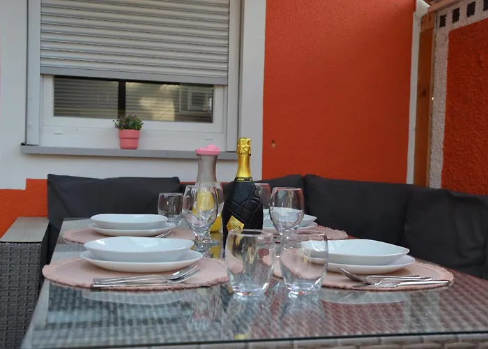 Aparthouse Supreme With Terme Catez Swimming Pools Tickets Lejlighed